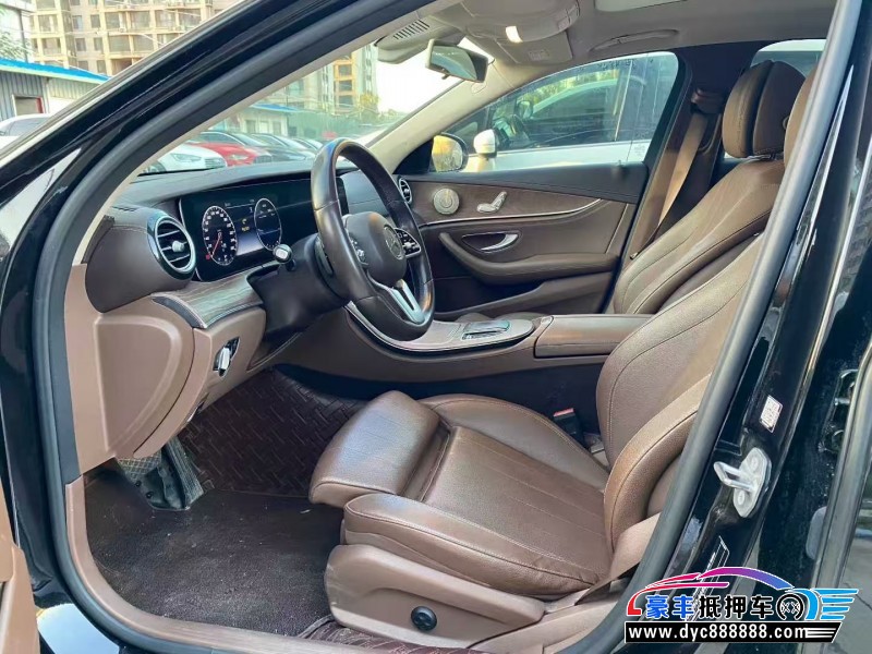 19年奔驰E轿车抵押车出售