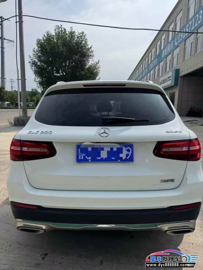 18年奔驰GLC轿车抵押车出售
