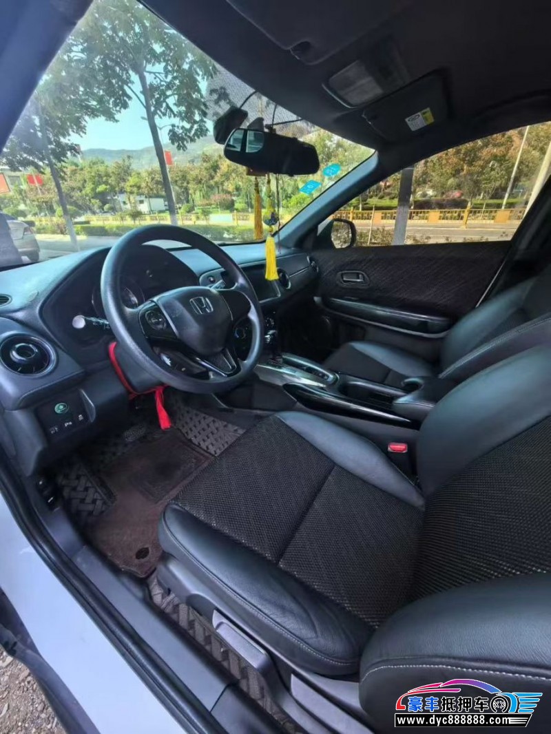 18年本田XRV轿车抵押车出售