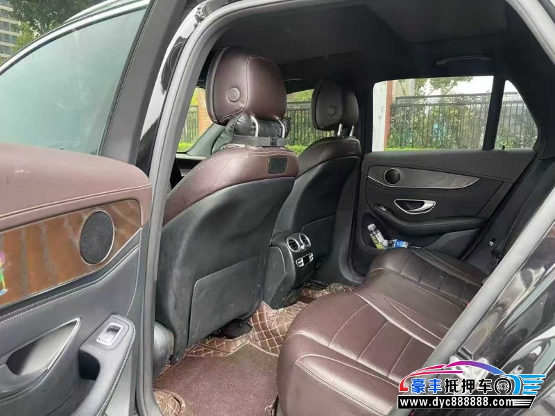 18年奔驰GLCSUV抵押车出售