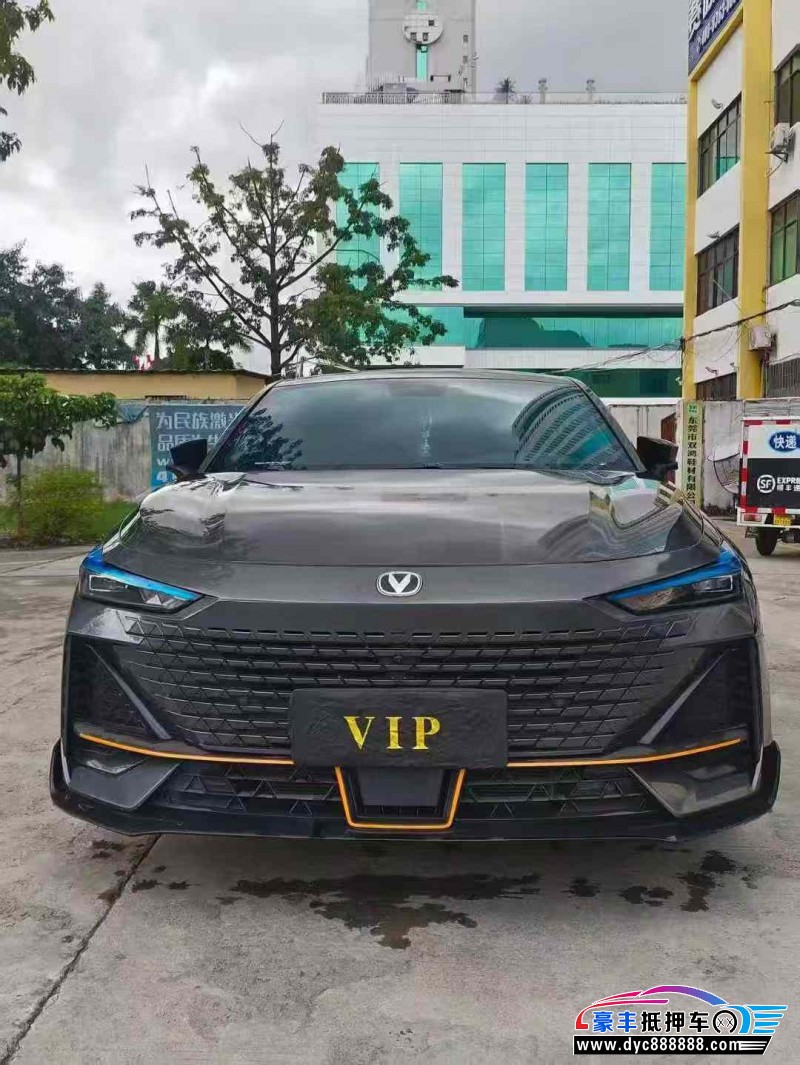 22年长安长安UNI轿车抵押车出售