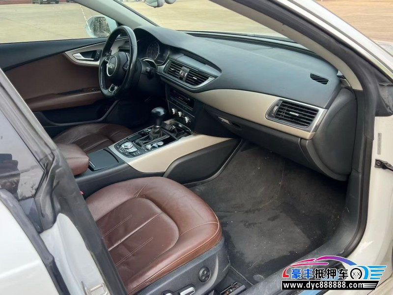 17年奥迪A7轿车抵押车出售