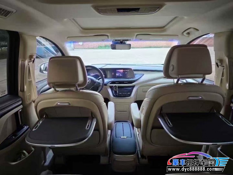 23年别克GL8轿车抵押车出售