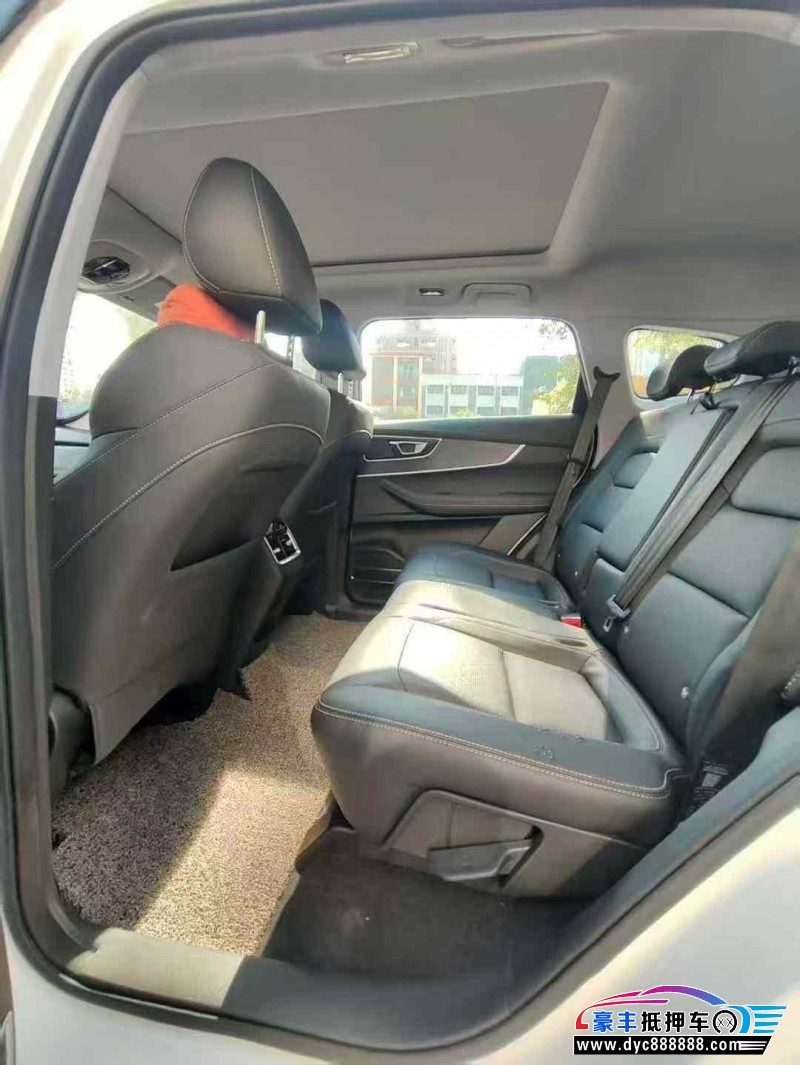 24年奇瑞瑞虎8轿车抵押车出售