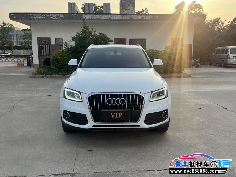 17年奥迪Q5轿车抵押车出售