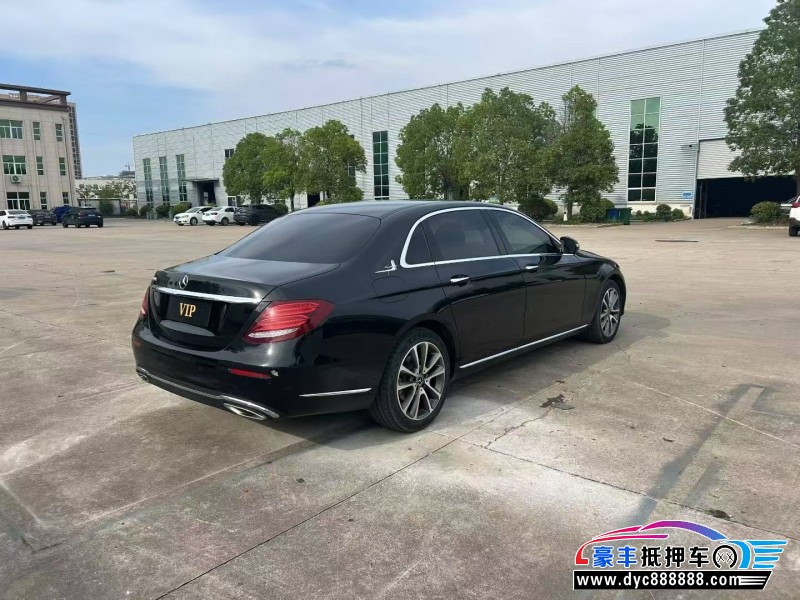 18年奔驰E轿车抵押车出售