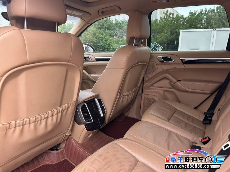 15年保时捷卡宴轿车抵押车出售