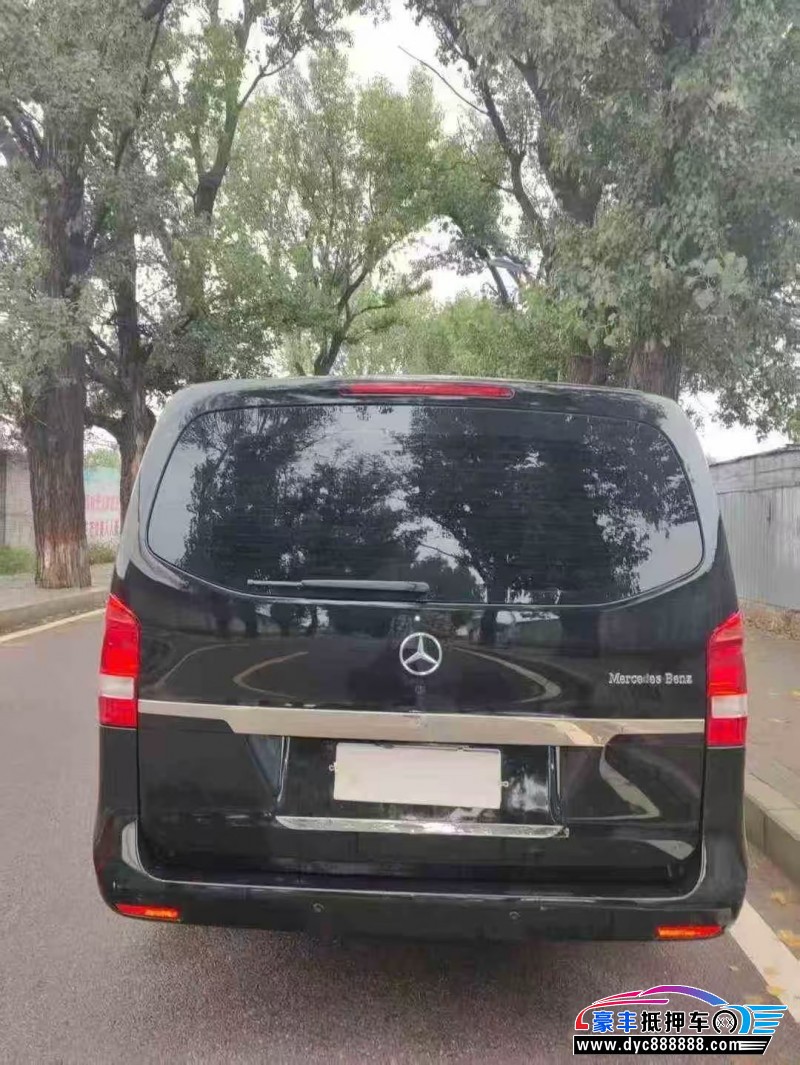 18年奔驰威霆MPV抵押车出售