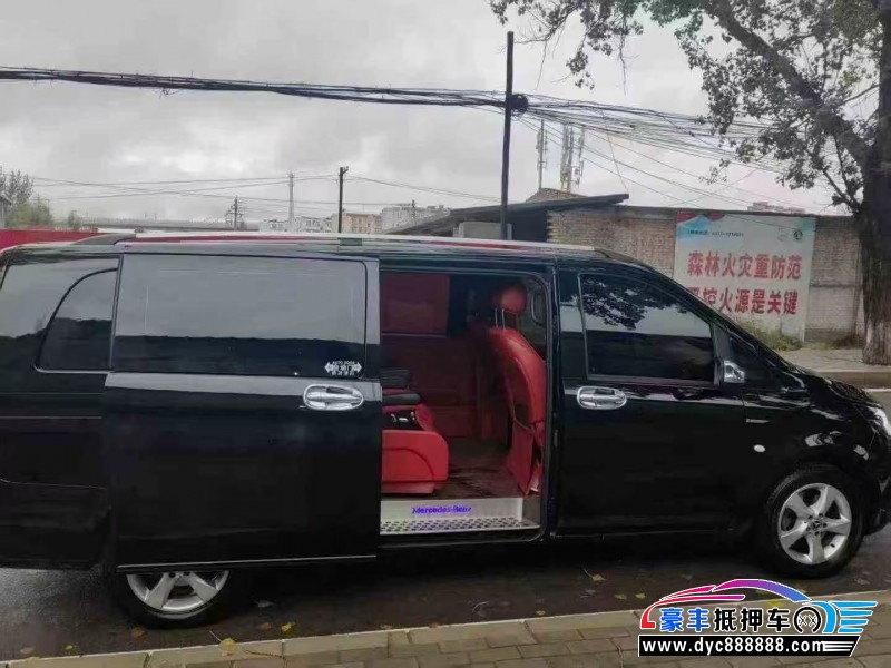 18年奔驰威霆MPV抵押车出售