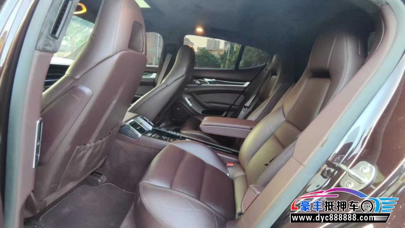 15年保时捷帕纳梅拉轿车抵押车出售