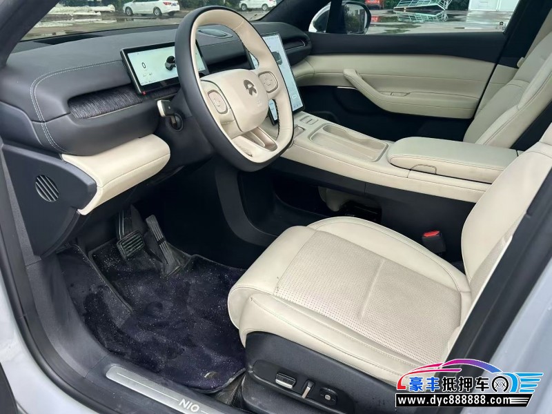 25年蔚来ES6轿车抵押车出售