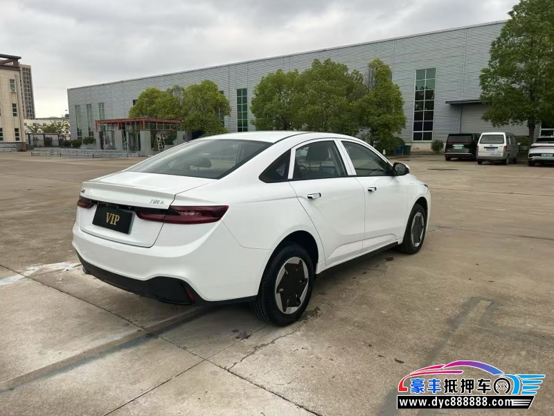 24年吉利几何轿车抵押车出售