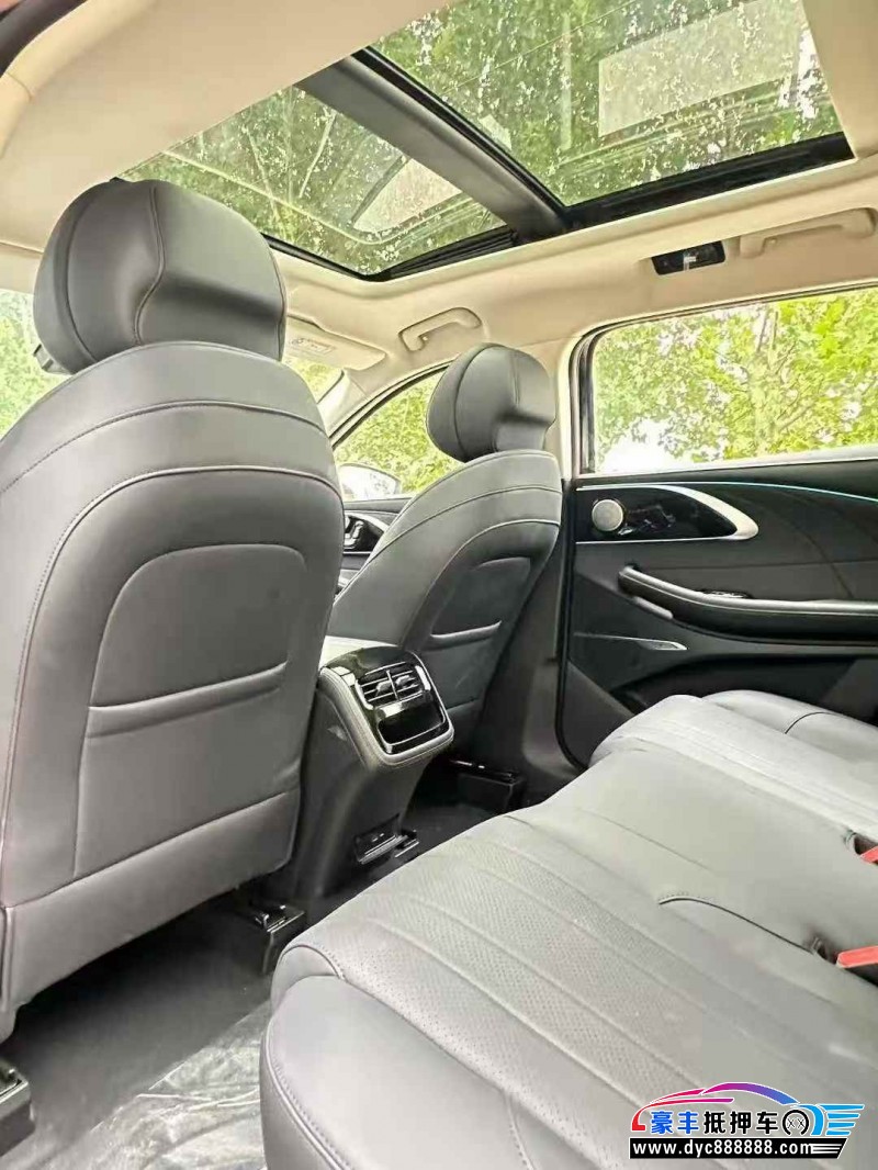 25年奇瑞星途凌云轿车抵押车出售