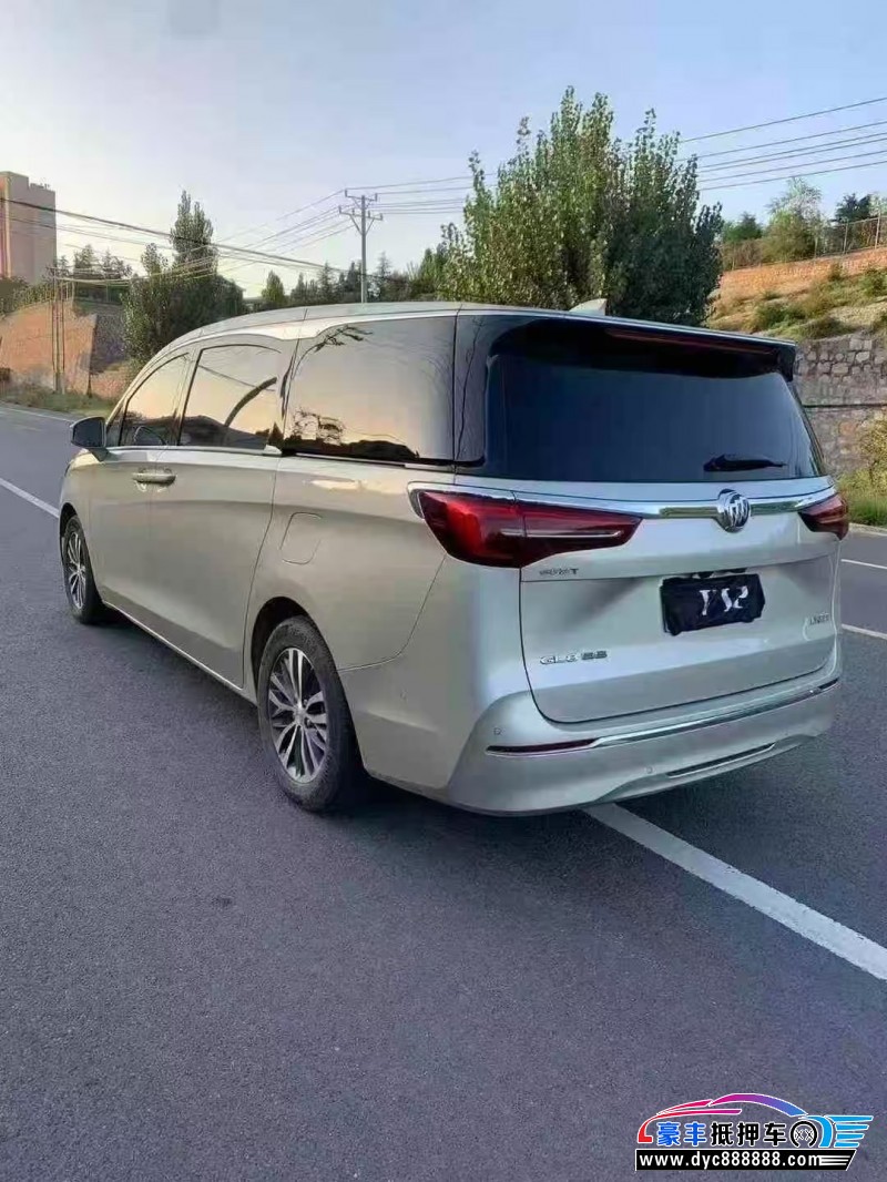 22年别克GL8轿车抵押车出售