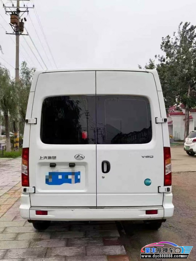 23年上汽大通V80轿车抵押车出售