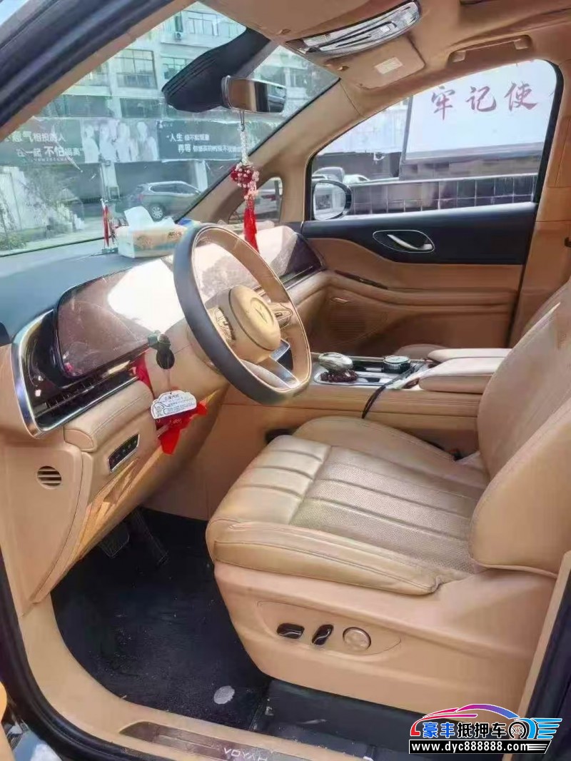 24年岚图梦想家轿车抵押车出售