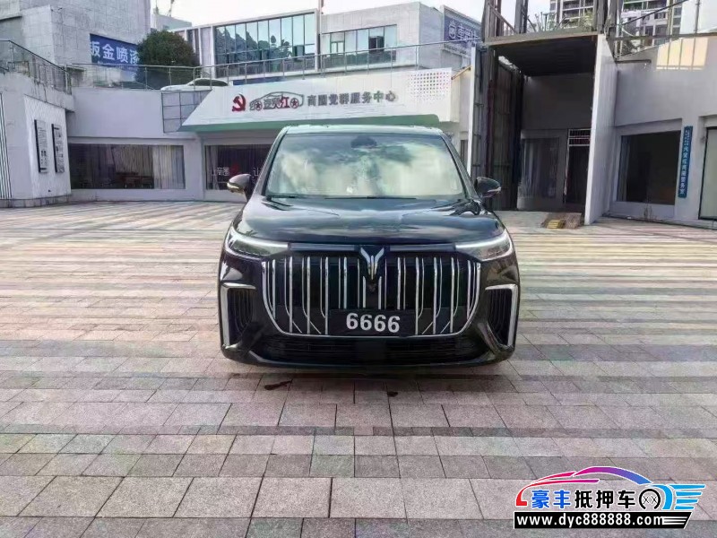 24年岚图梦想家轿车抵押车出售