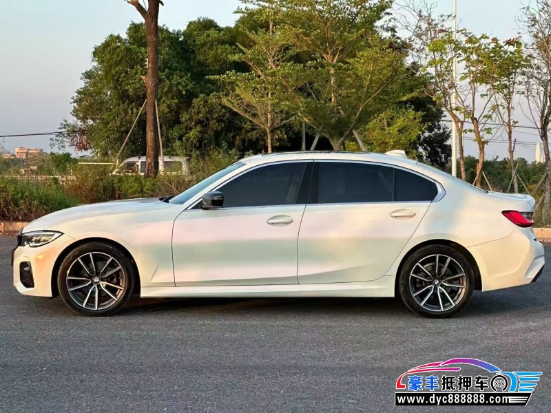 22年宝马3系轿车抵押车出售