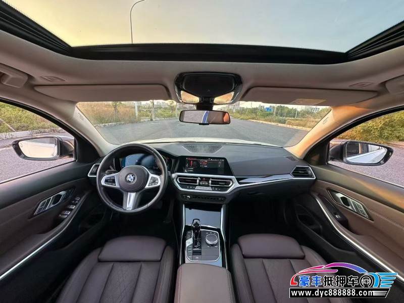 22年宝马3系轿车抵押车出售