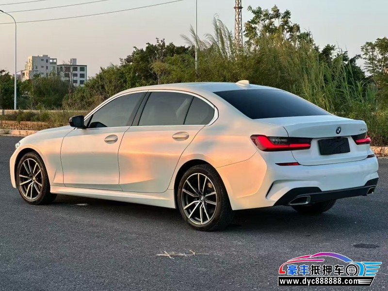 22年宝马3系轿车抵押车出售