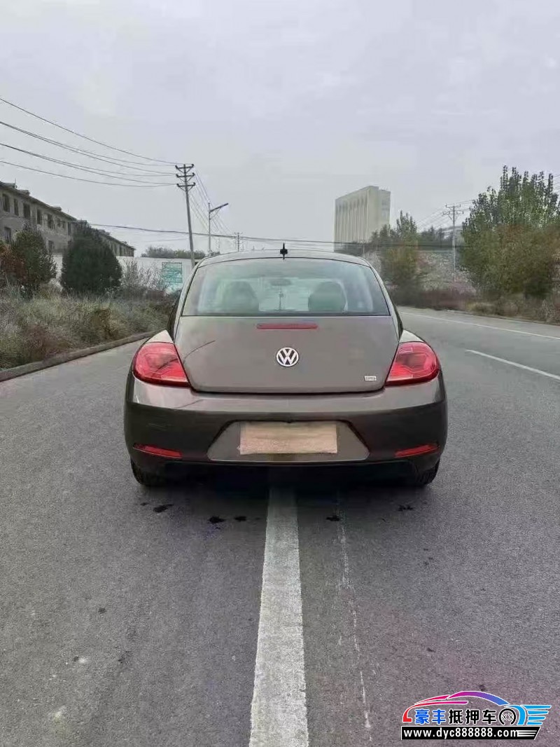 15年大众甲壳虫轿车抵押车出售