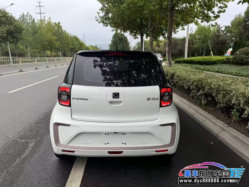 23年江淮思皓轿车抵押车出售