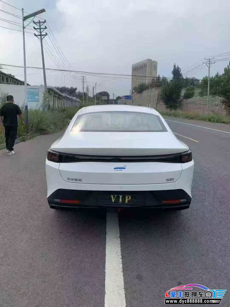 25年长安欧尚欧尚轿车抵押车出售