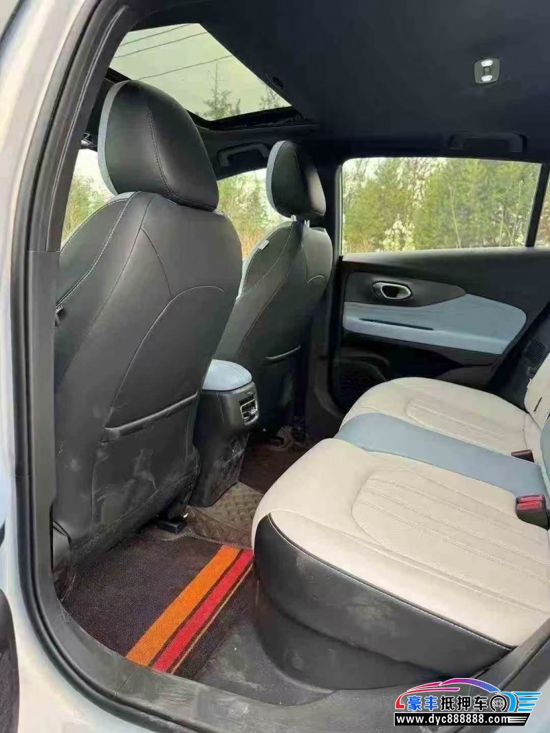 23年传祺影豹轿车抵押车出售