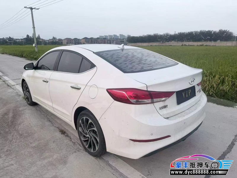 20年现代领动轿车抵押车出售