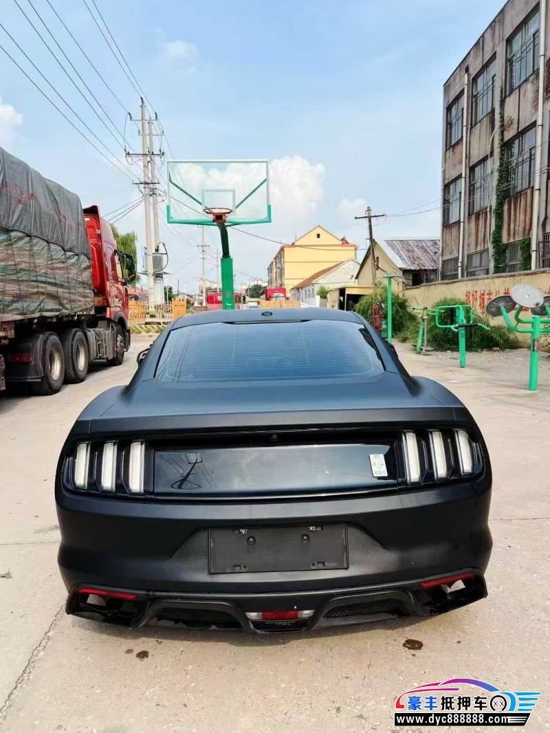 16年福特野马轿车抵押车出售