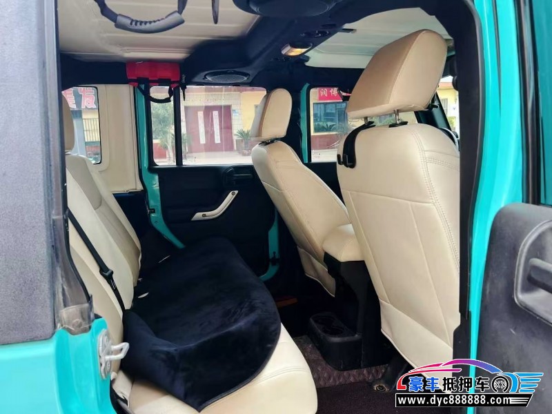 14年Jeep牧马人轿车抵押车出售