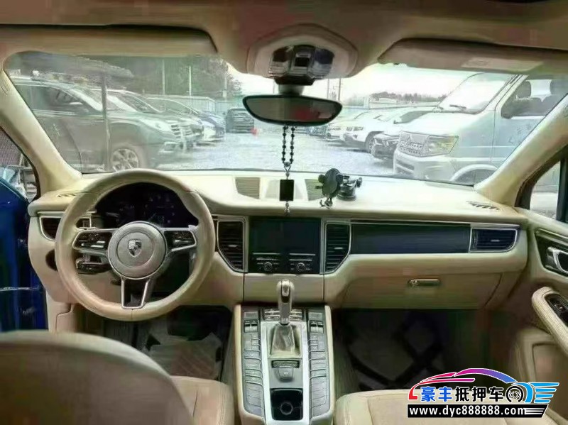 16年保时捷Macan迈凯轿车抵押车出售