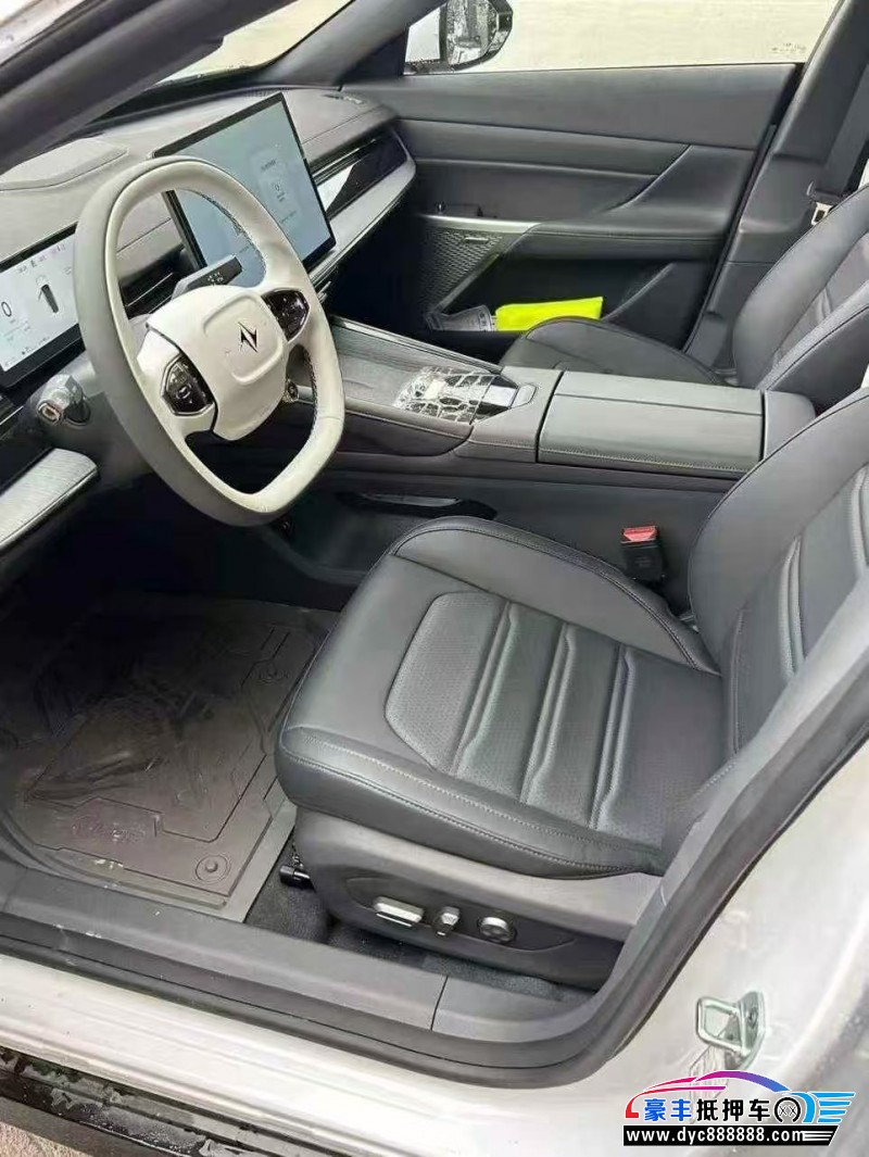 25年东风奕派007轿车抵押车出售