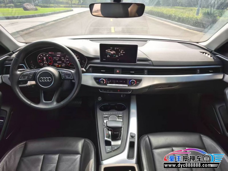 18年奥迪A4L轿车抵押车出售