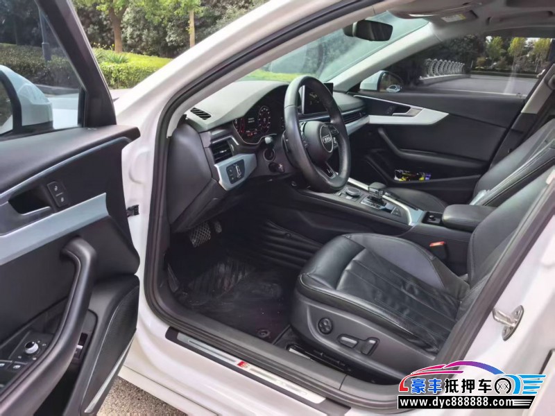 18年奥迪A4L轿车抵押车出售