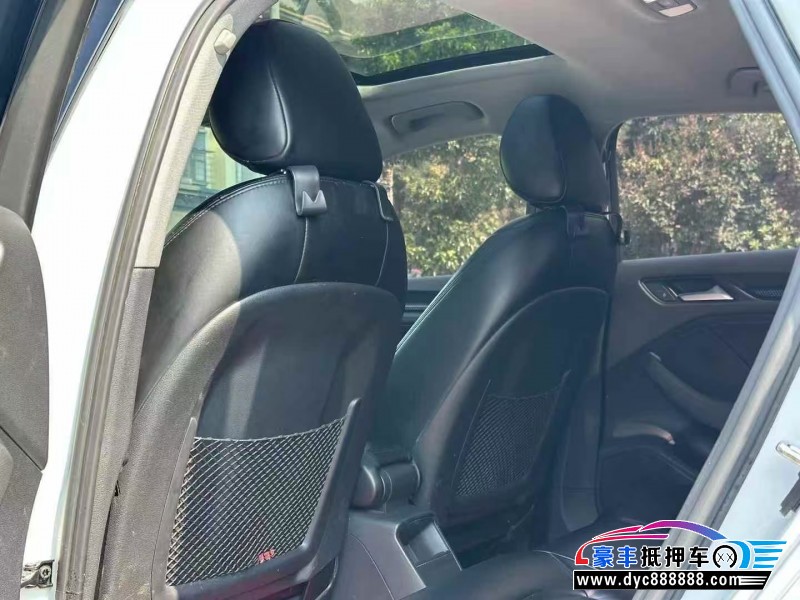 20年奥迪A3轿车抵押车出售