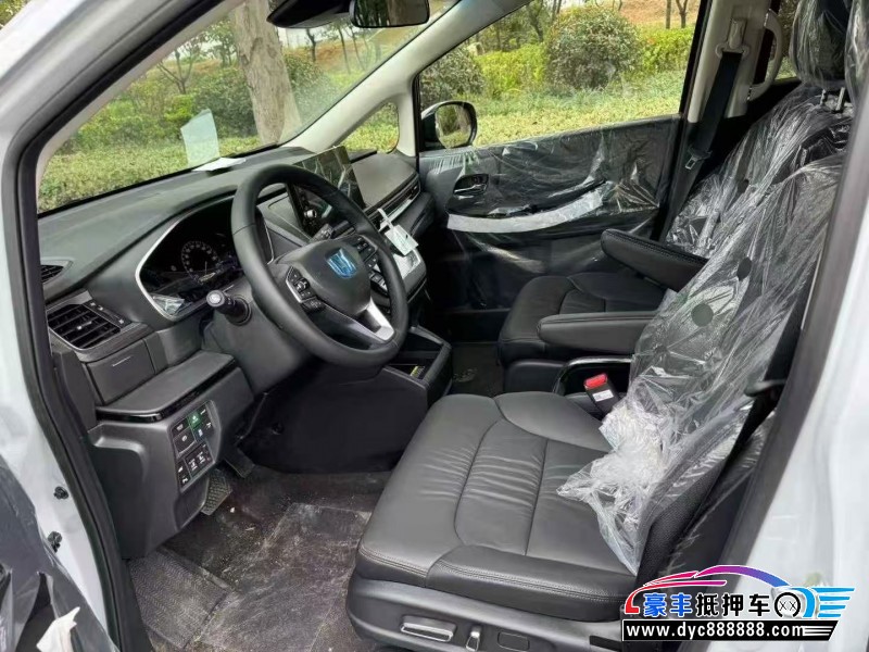 25年本田艾力绅轿车抵押车出售