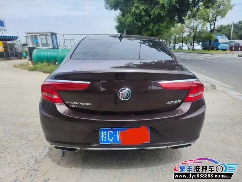 18年别克君越轿车抵押车出售