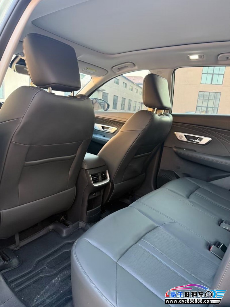 23年东风风神皓极轿车抵押车出售