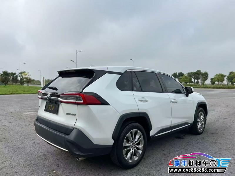 22年丰田威兰达轿车抵押车出售