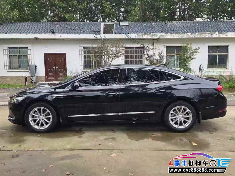 20年别克君越轿车抵押车出售