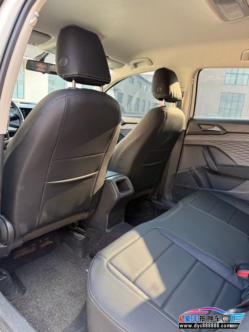 22年大众途岳轿车抵押车出售