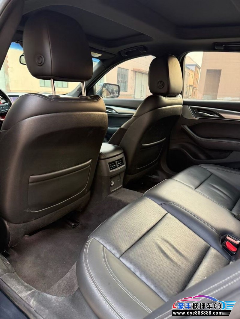 21年凯迪拉克CT5轿车抵押车出售