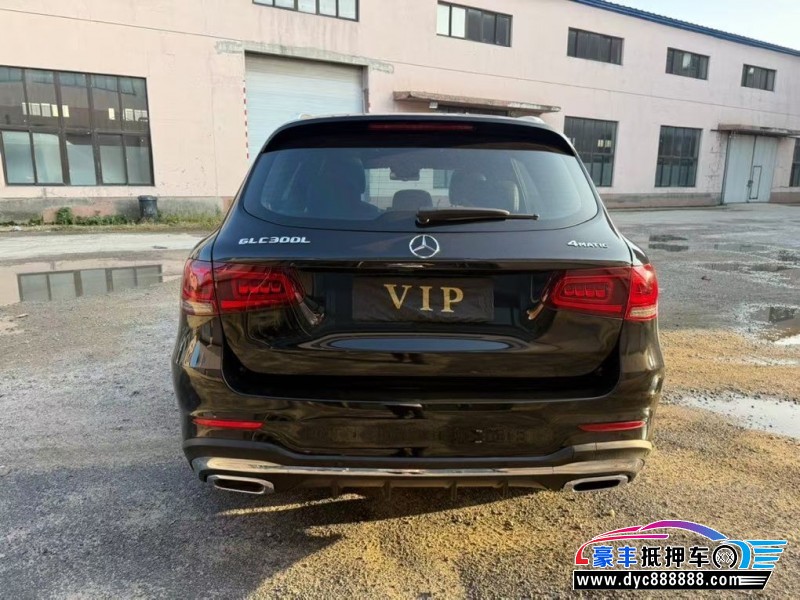 22年奔驰GLC轿车抵押车出售