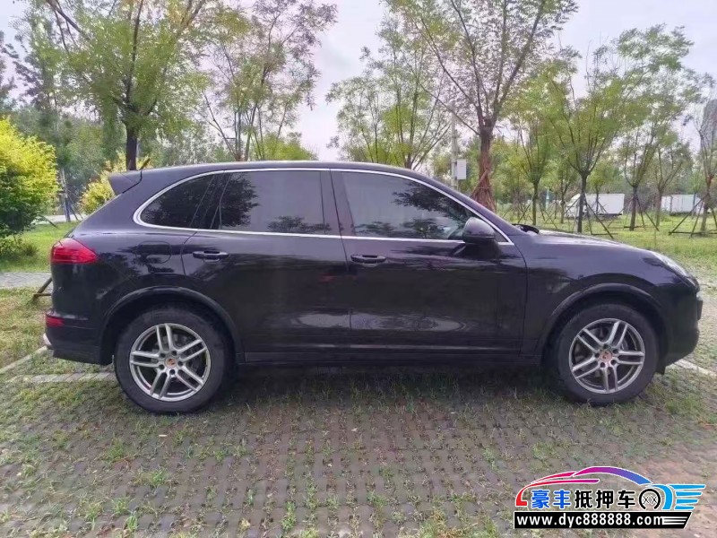 18年保时捷卡宴SUV抵押车出售