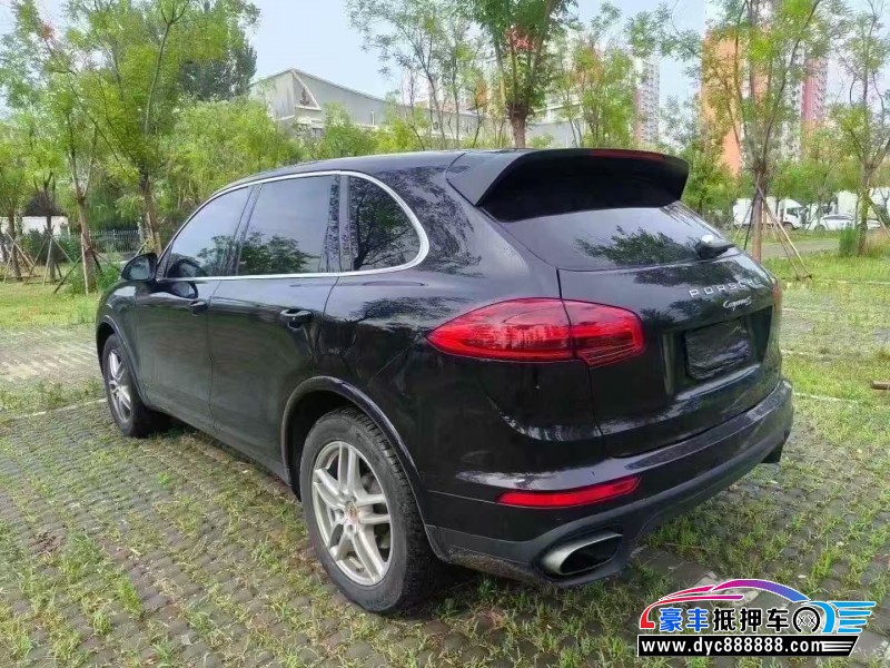 18年保时捷卡宴SUV抵押车出售