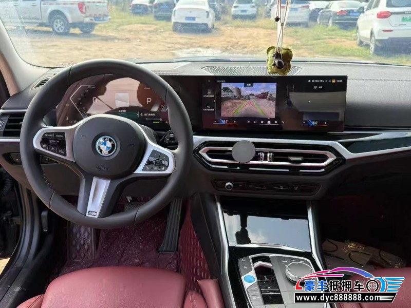 24年宝马i3轿车抵押车出售