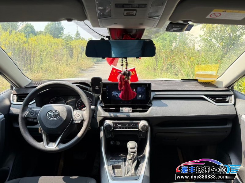 24年丰田威兰达SUV抵押车出售