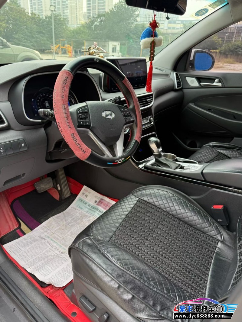 19年现代途胜SUV抵押车出售