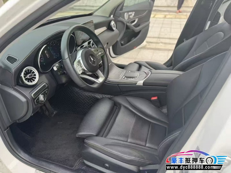 20年奔驰C轿车抵押车出售